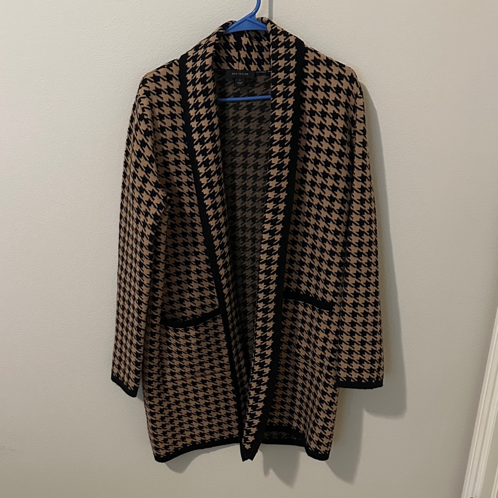 Ann Taylor Houndstooth Blazer in Black and Tan